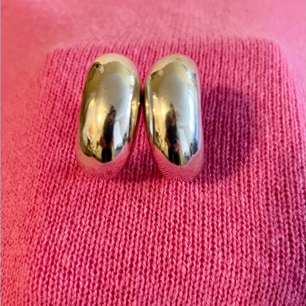 Tapered Silver Hoop Earrings - Picture 11 of 16